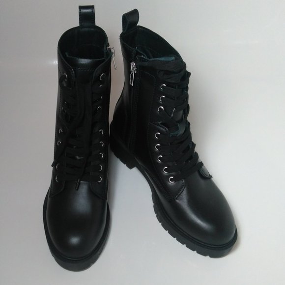 Steve Madden Guided Combat Boots 